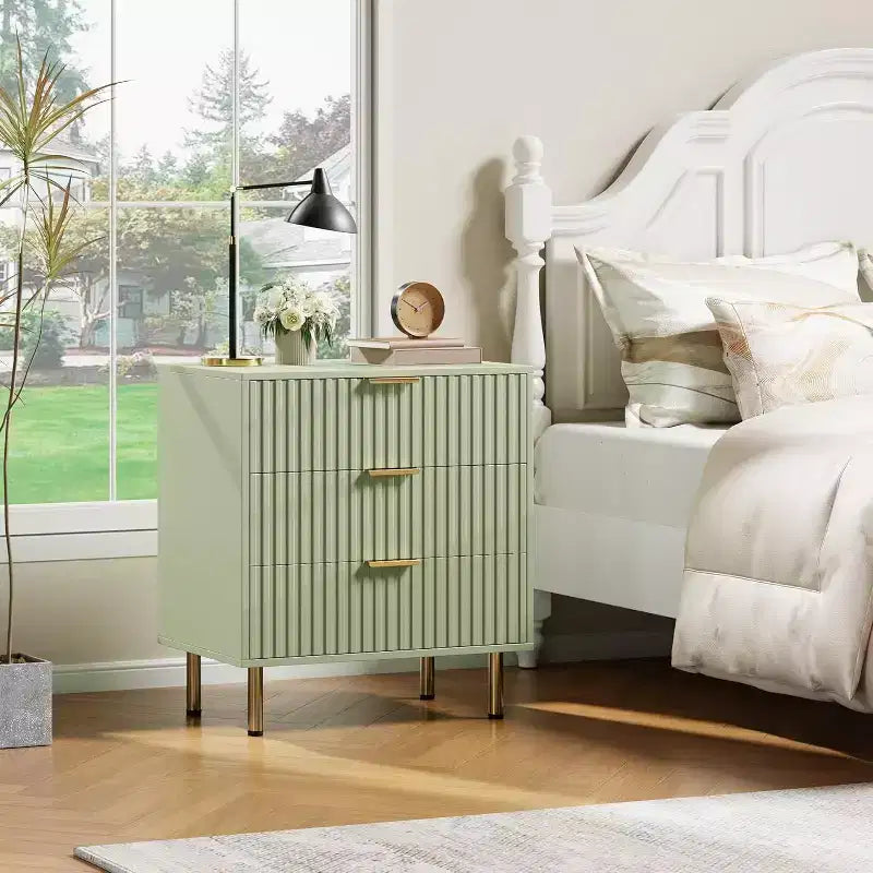 Comò a 3 cassetti per camera da letto, comodino moderno scanalato con cassetti profondi, cassettiera con piano largo, organizer in legno, tavolino