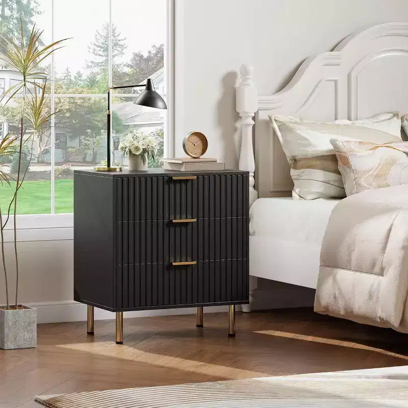 Comò a 3 cassetti per camera da letto, comodino moderno scanalato con cassetti profondi, cassettiera con piano largo, organizer in legno, tavolino