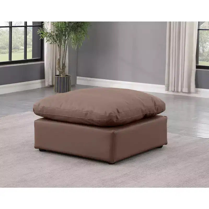 Pouf in pelle vegana Indulge