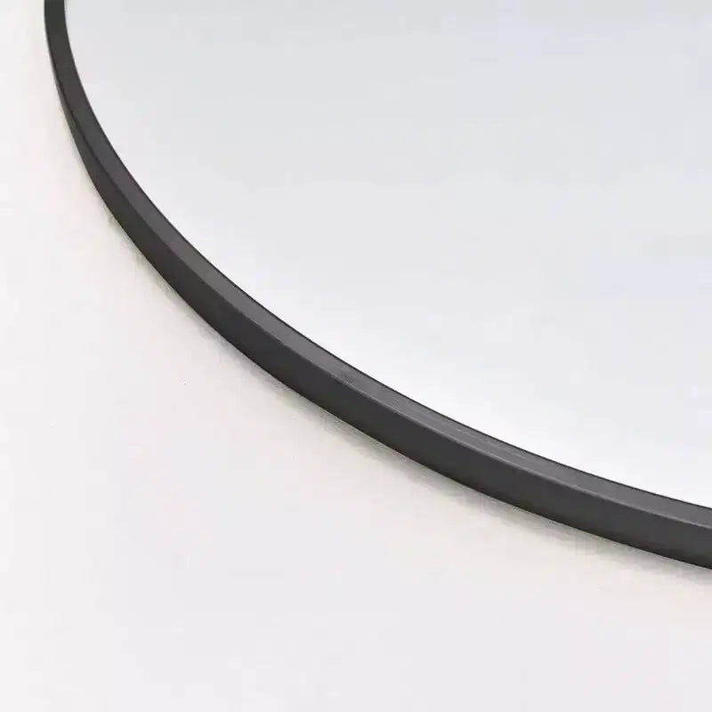Specchio intero ad arco nero, 58x18 con cornice in alluminio. Utilizzabile come specchio da pavimento autoportante o a parete