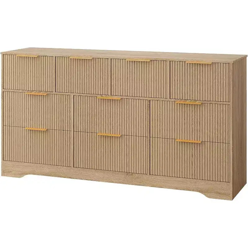 Comò scanalato da 55 pollici con maniglie dorate, comò organizer a 10 cassetti, cassettiera lunga moderna per camera da letto, naturale