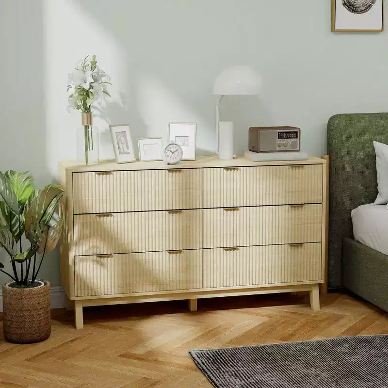 Comò a 6 cassetti per camera da letto, cassettiera scanalata con maniglie dorate e 5 gambe in legno