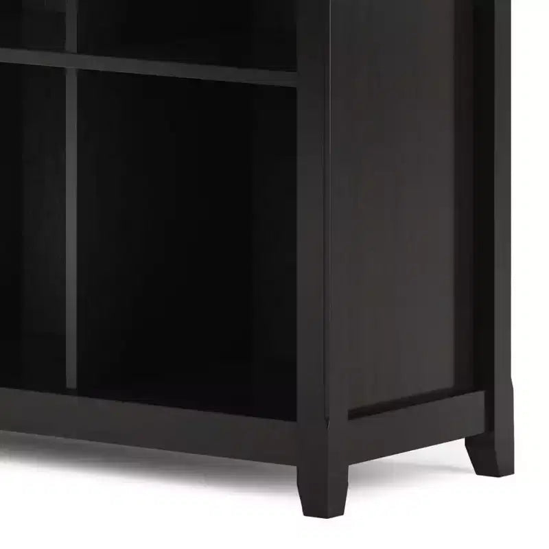 Libreria Halifax 12 Scomparti da 122 cm Marrone Hickory: Stile Transizionale, Struttura in Pino e Compensato, Ripiani Fissi